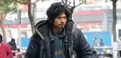 业主爱“收破烂” 物业如何是好