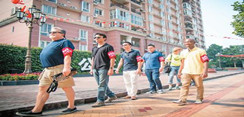 发展社区志愿事业需要更多“专业志愿者”