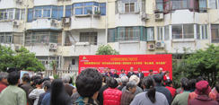 社区自治的精神理念:自由主义，社群主义？